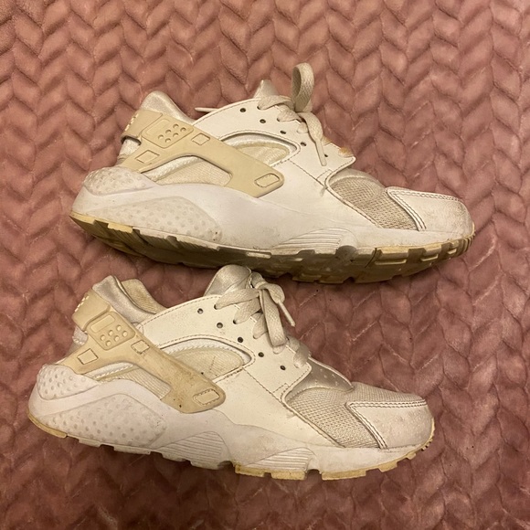 ⚠️ATTENTION⚠️2 PAIRS ( PLEASE READ DESCRIPTION ) - Picture 2 of 2